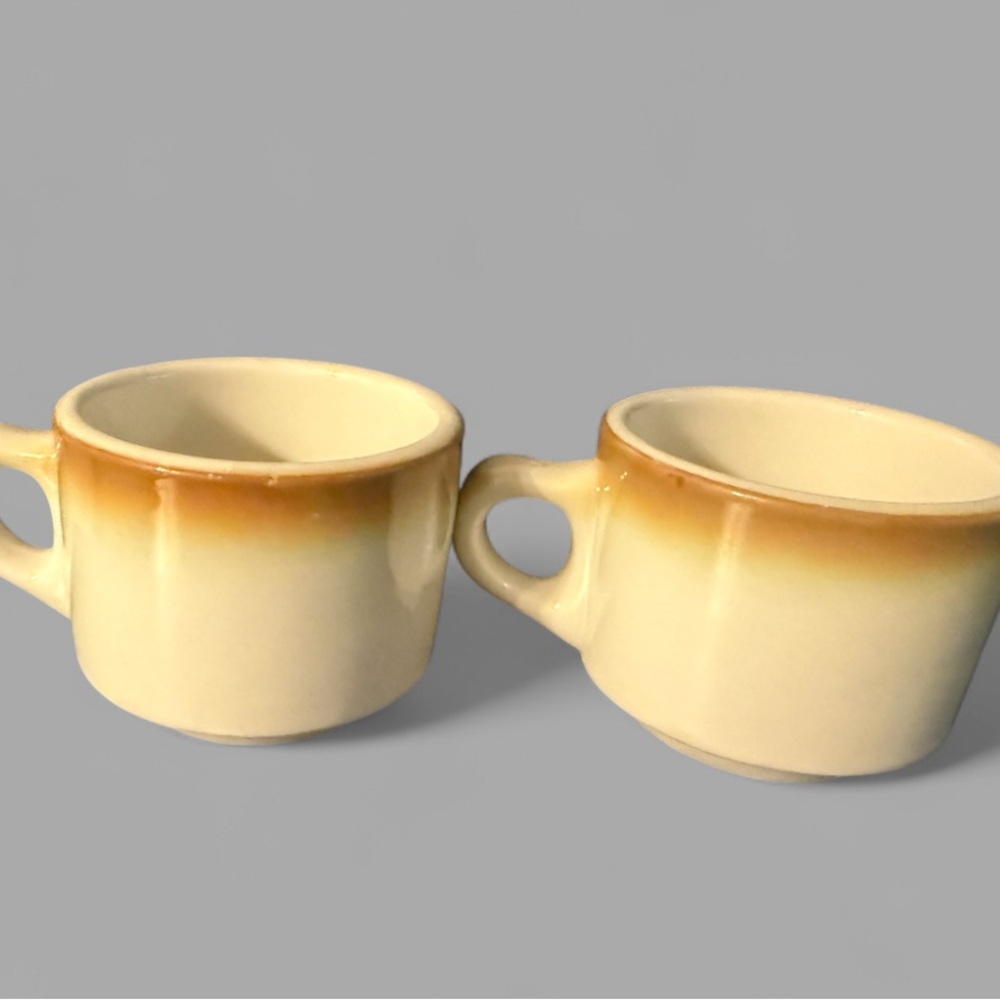 McNicol China 5oz Restaurant Stoneware Coffee Mugs Handle Stackable Vntg lot 2